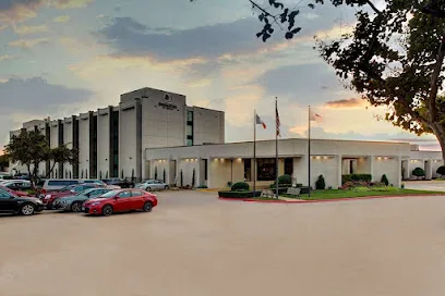 DoubleTree by Hilton Arlington DFW South