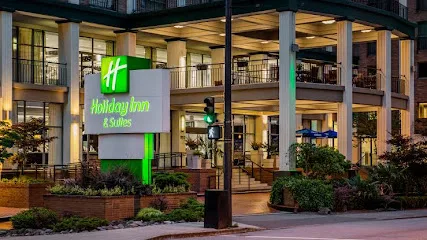 Holiday Inn & Suites Vancouver Downtown