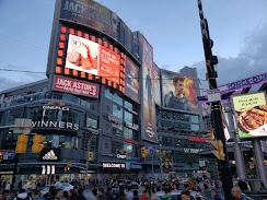 Yonge-Dundas Square